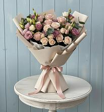 Букет цветов из:  Розы и Лизиантусы #REPLACE_PRED# Сынково