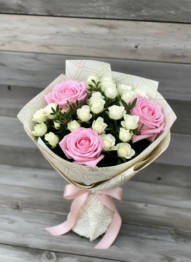 Букет цветов из: Розы в Сынково