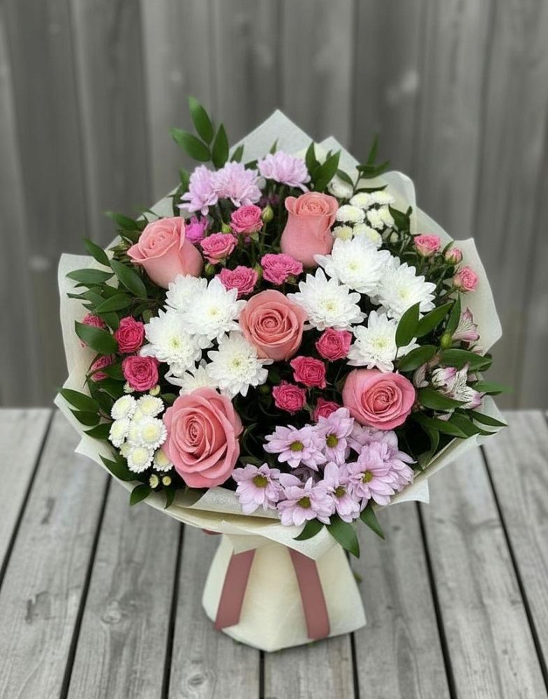 Букет цветов из: Альстромерии, Гвоздики, Розы и Хризантемы в Сынково