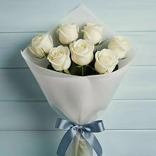 Букет 7 Белых роз Эдлесс Лав в Сынково