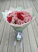 Букет цветов из:  Альстромерии в Сынково