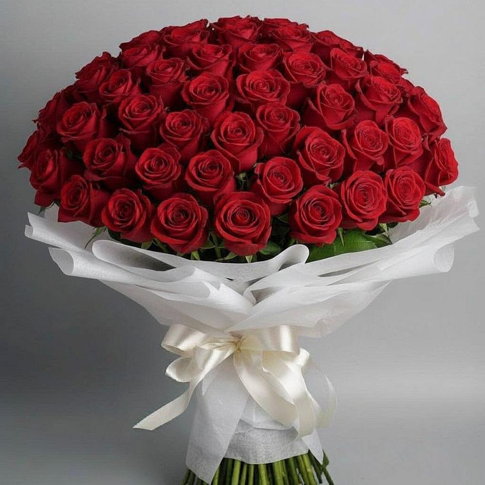 Букет 101 Красная роза Блэк Мэджик в Сынково