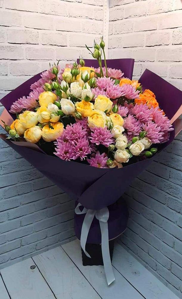 Букет цветов из: Хризантемы и Розы в Сынково