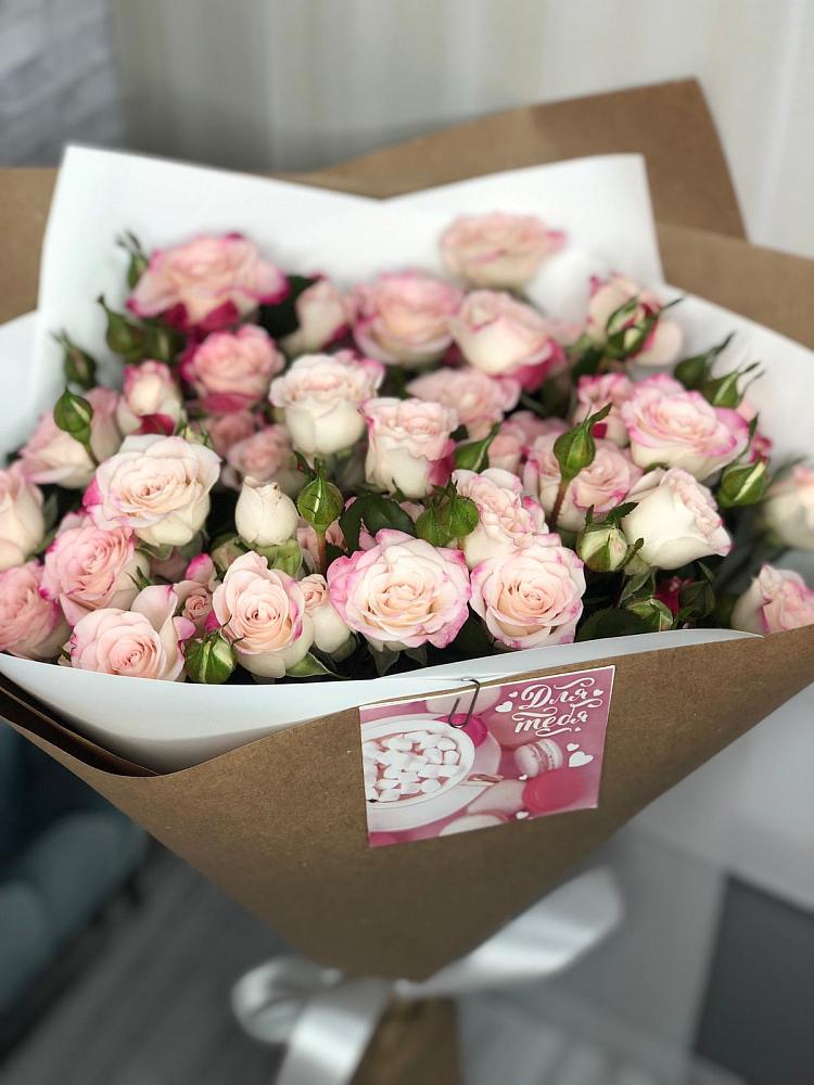 Букет цветов из: Розы в Сынково