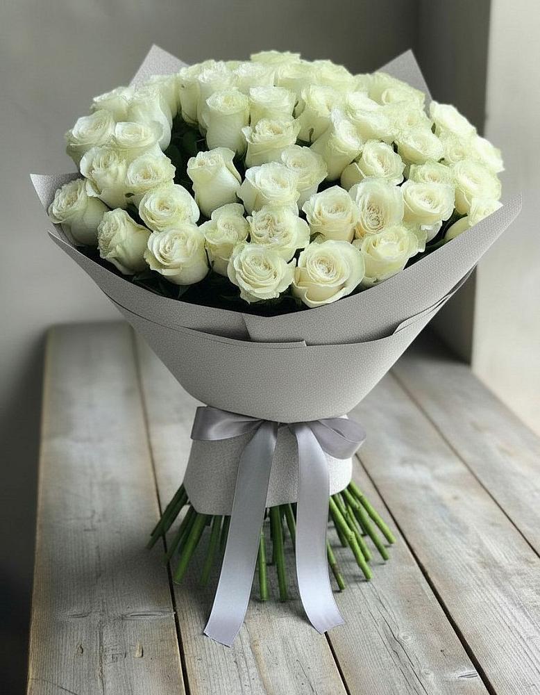 Букет 35 Белых роз в Сынково