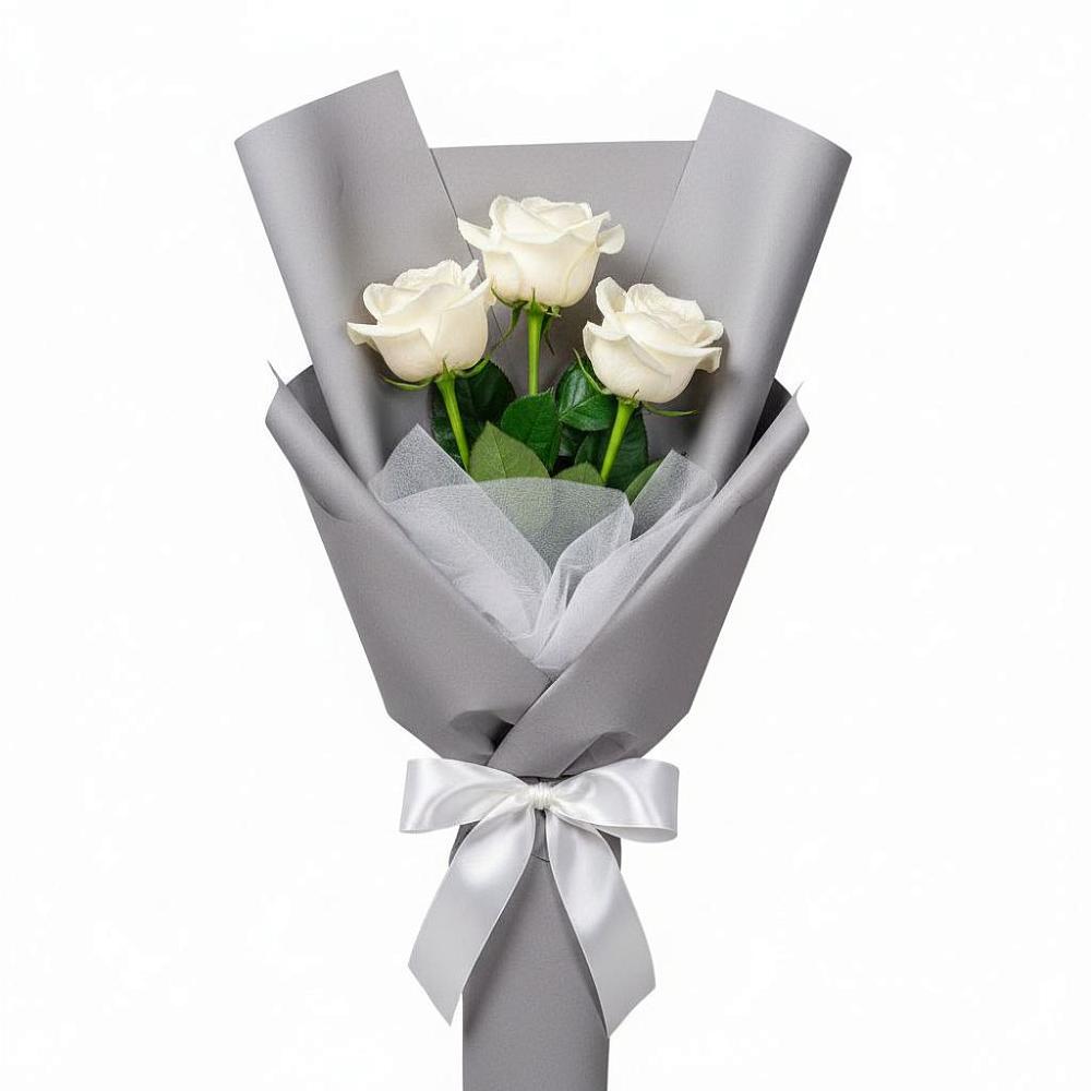 Букет 3 белые розы в Сынково