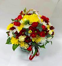 Цветочная композиция из Хризантемы и Розы в корзине в Сынково