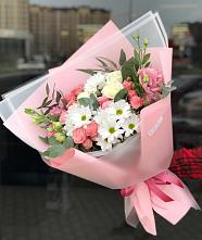 Букет цветов из:  Розы, Лизиантусы и Хризантемы в Сынково