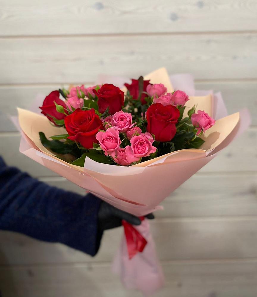 Букет цветов из: Розы в Сынково