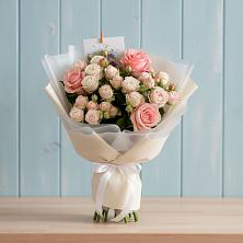 Букет цветов из:  Розы в Сынково