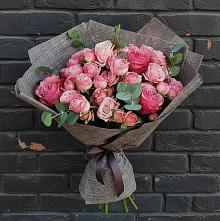 Букет цветов из:  Розы в Сынково